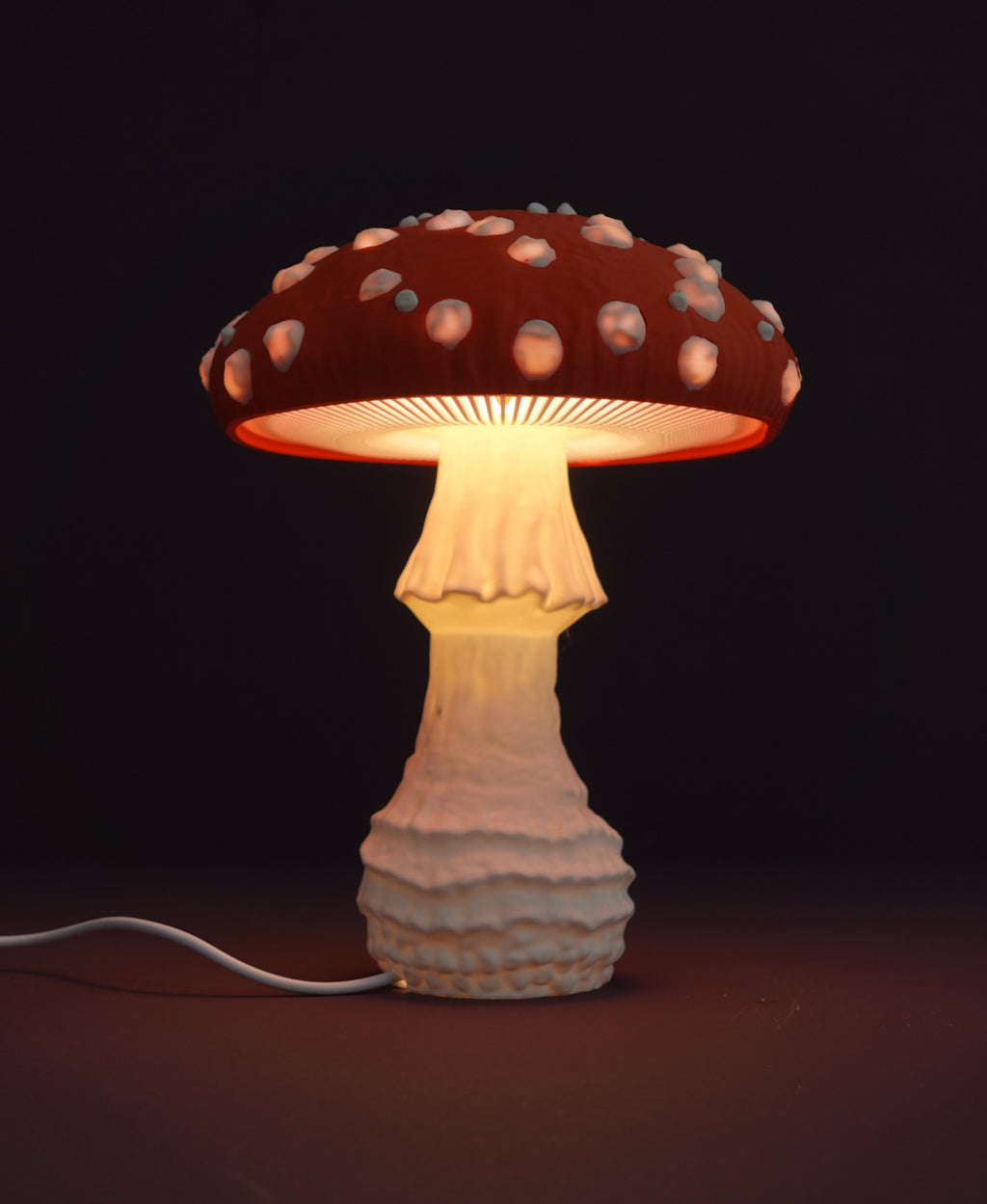 Fliegenpilz Tischlampe "Amanita Muscaria" – Naturgetreues 3D-Druck Design