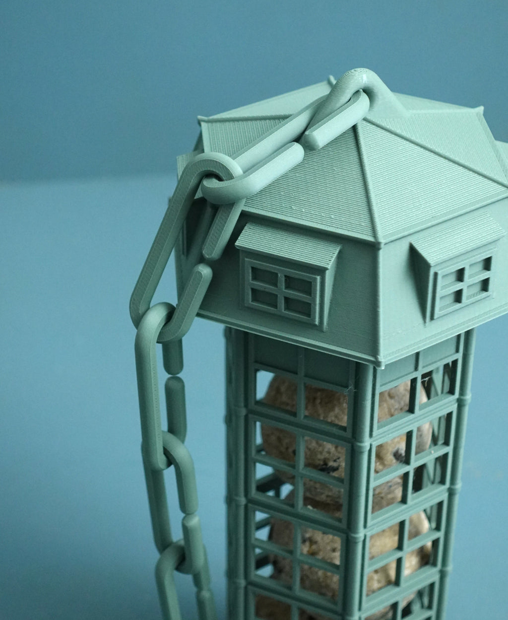 Meisenknödel-Futterhaus mit Regenschutz – Vogelfutter Halter