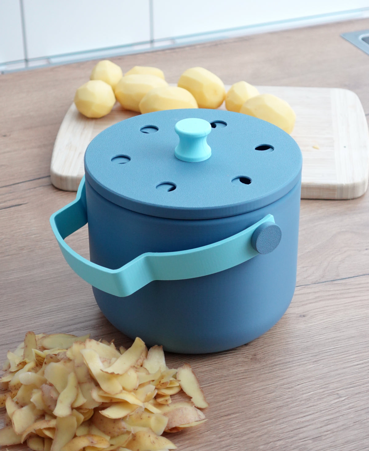 Bio-Mülleimer mit Belüftungsdeckel – Funktional & Geruchsneutral