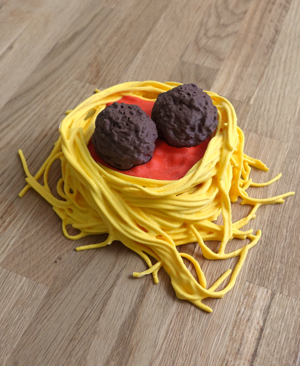 Spaghetti-Schüssel mit Fleischbällchen-Salz & Pfefferstreuer-Set