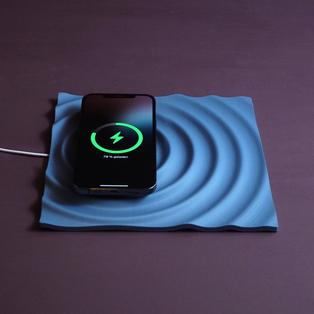 MagSafe Ladeablage "Waterdrop" – Organisches Design für den Schreibtisch