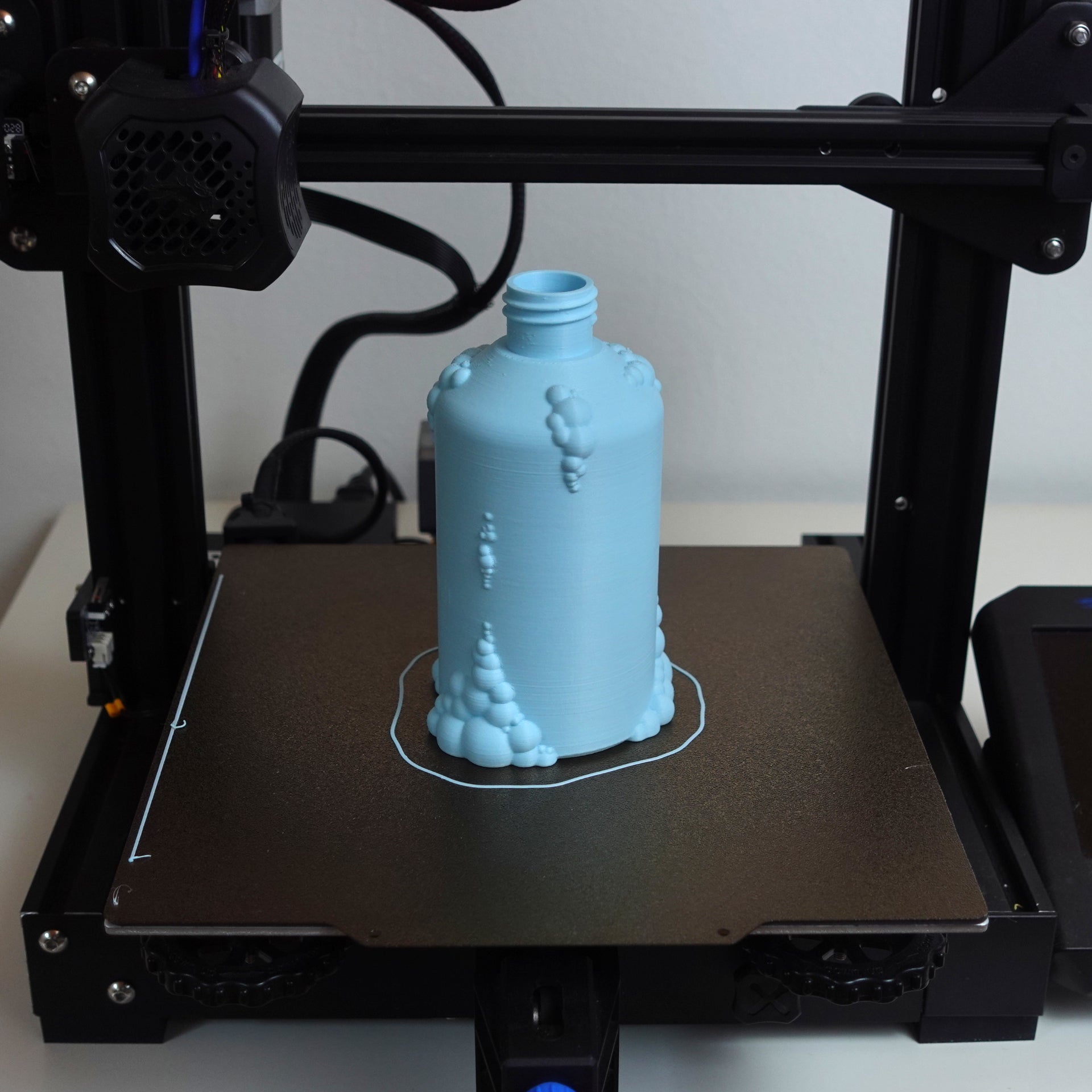 Seifenspender "Bubbles" – Nachfüllbarer Design-Dispenser