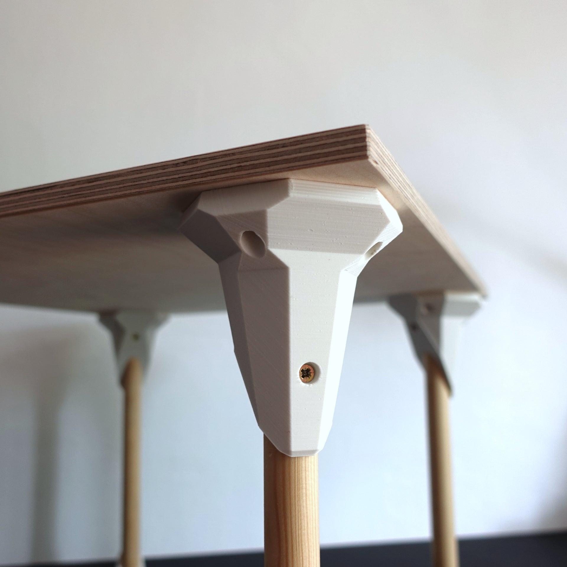 Beistelltisch – Vollständig im 3D-Druck gefertigt